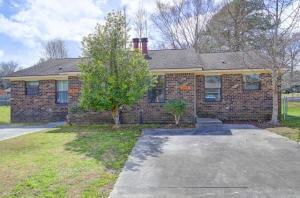 property at 100 Freehold Cir