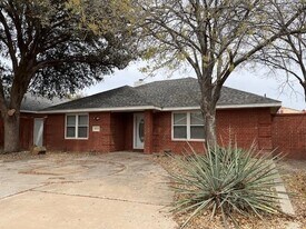 3310 Wedgwood St in Midland, TX - Building Photo