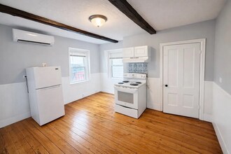 109 Eutaw St, Unit Unit #4 in Boston, MA - Building Photo - Building Photo