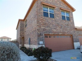 382 Creekside Curve in New Braunfels, TX - Building Photo