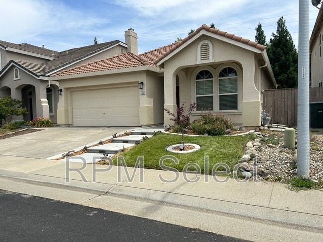 1724 Magenta Dr in Roseville, CA - Building Photo - Building Photo