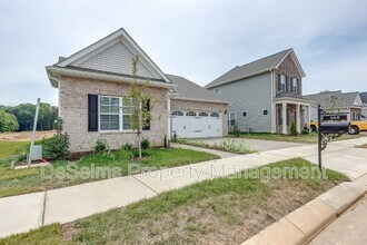 107 S.C.T Dr in White House, TN - Building Photo - Building Photo