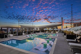 Broadstone 2Thirty in Atlanta, GA - Foto de edificio - Building Photo