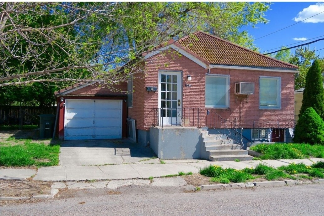 1037 E Lander St, Unit 1037 E Lander UPPR in Pocatello, ID - Building Photo