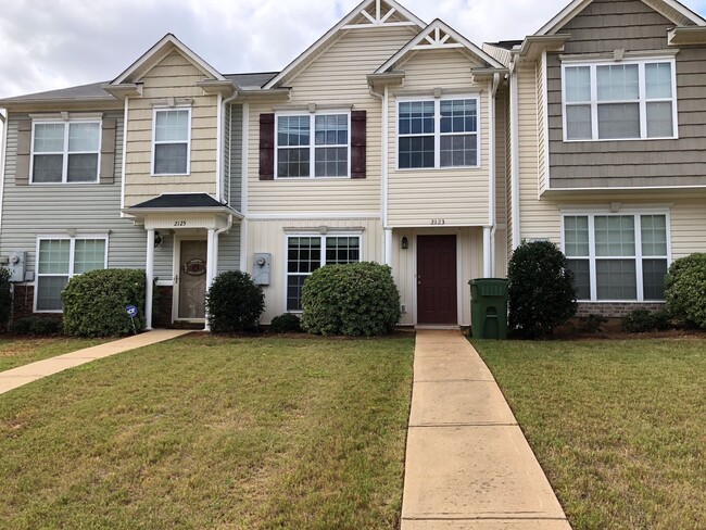 property at 2123 Cobblestone Dr