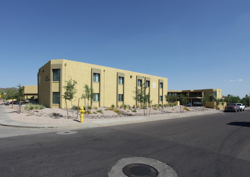 West Eleventh in Phoenix, AZ - Foto de edificio