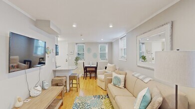 130 G St in Boston, MA - Building Photo - Building Photo