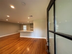 1701 Buchanan St in Pasadena, TX - Building Photo - Building Photo