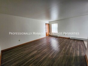 934 Jana Ln in Madison, WI - Building Photo - Building Photo