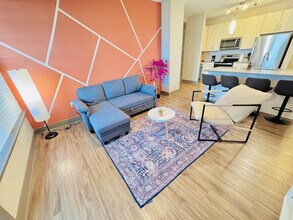 9244 Vintage Hills Way in Winter Garden, FL - Foto de edificio - Building Photo