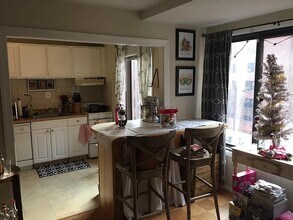 1440 N St NW, Unit Town Terrace West in Washington, DC - Building Photo - Building Photo