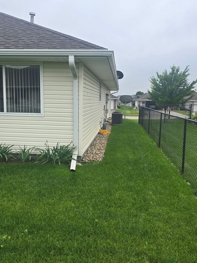 905 Larayne Ln in Norfolk, NE - Building Photo - Building Photo