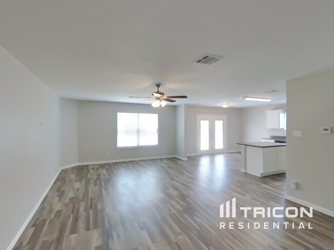 117 Hancock St in Venus, TX - Building Photo - Building Photo