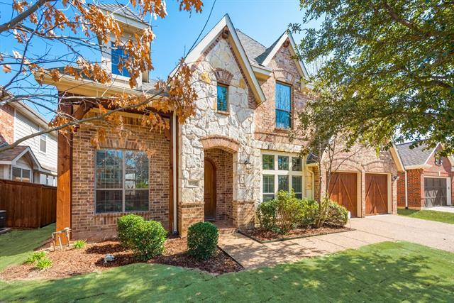 8350 Fullerton St in Lantana, TX - Building Photo