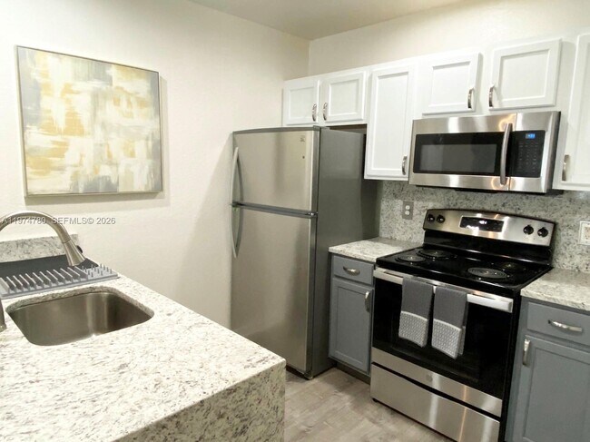 2220 San Vittorino Cir in Kissimmee, FL - Building Photo - Building Photo