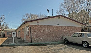 524-528 Indiana St SE in Albuquerque, NM - Building Photo - Building Photo