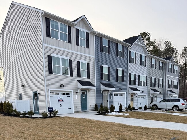 property at 109 Packett Ct