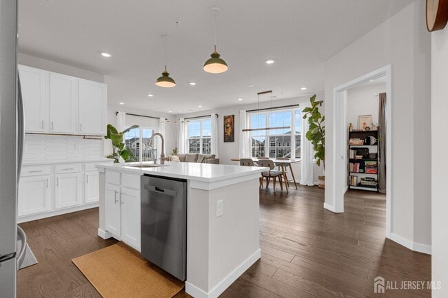 property at 237 Lorhan Dr