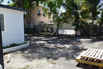 755 NW 24th Ave in Miami, FL - Building Photo - Building Photo