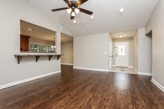 1009 Black Willow Dr in Oviedo, FL - Building Photo - Building Photo