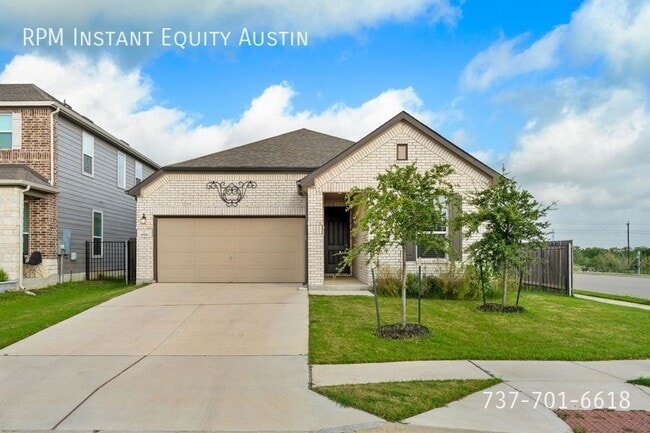 6300 Carriage Pines Dr in Del Valle, TX - Building Photo - Building Photo