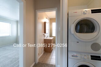 449 E 3400 S, Unit Top Floor in South Salt Lake, UT - Foto de edificio - Building Photo