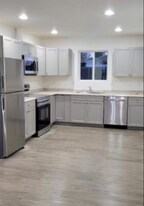 809 W 8th St in Warden, WA - Building Photo