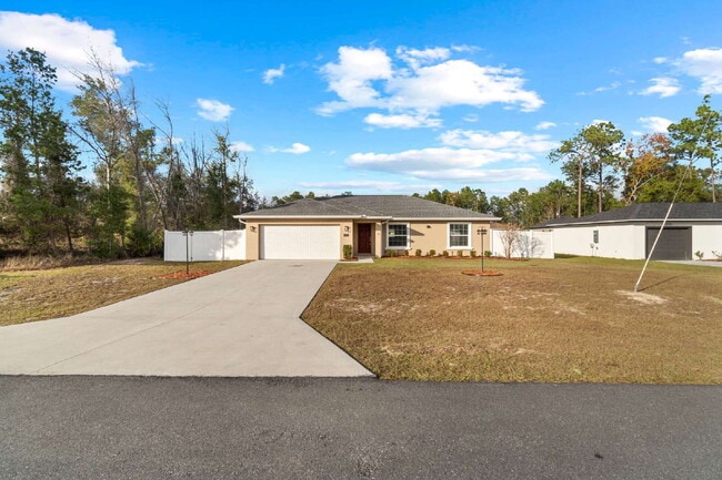 5587 SW 128th Pl in Ocala, FL - Building Photo - Building Photo