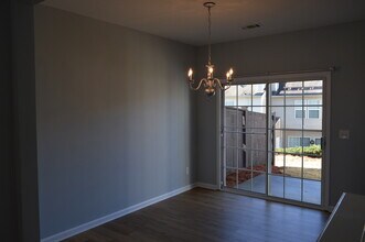 913 Prestwyck Ct in Alpharetta, GA - Building Photo - Building Photo