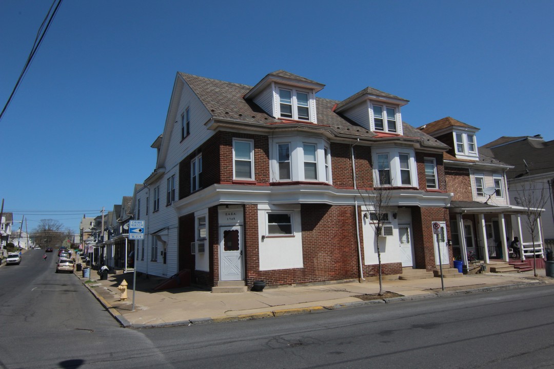 1347 Lehigh St in Easton, PA - Building Photo