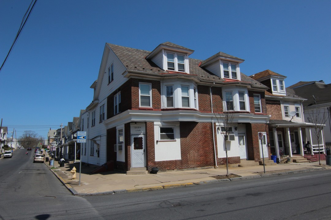 1347 Lehigh St in Easton, PA - Building Photo