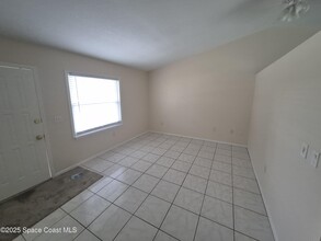 882 Horizon Rd SE in Palm Bay, FL - Building Photo - Building Photo