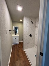 4414 Botany Ln in Houston, TX - Foto de edificio - Building Photo