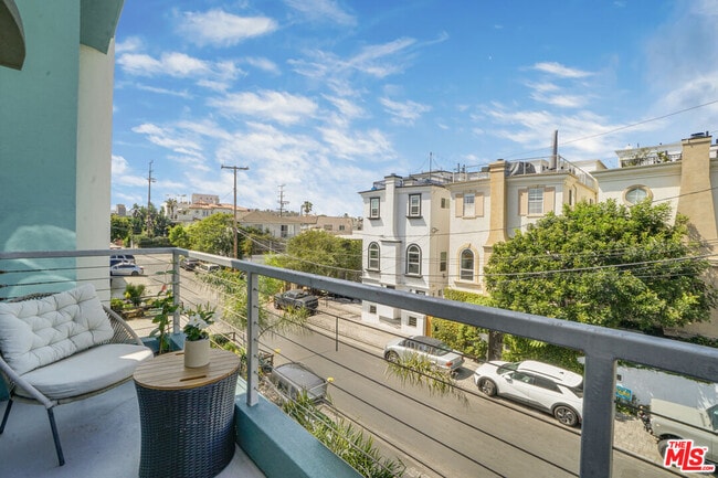 120 Fleet St in Marina Del Rey, CA - Building Photo - Building Photo