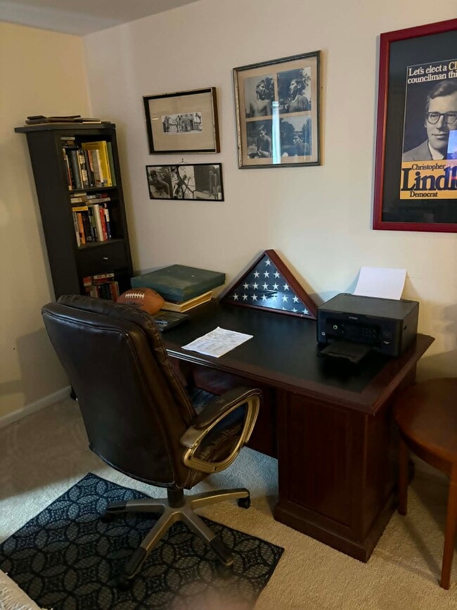 2415 East Ave, Unit 4 in Rochester, NY - Foto de edificio - Building Photo