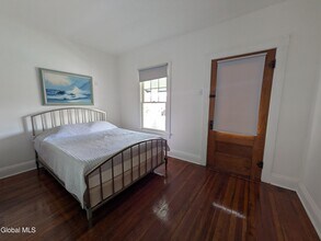 4 Palmer Ave in Corinth, NY - Building Photo - Building Photo