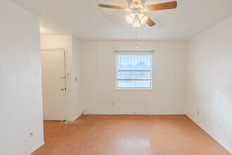 10724 Onyxstone St in El Paso, TX - Building Photo - Building Photo