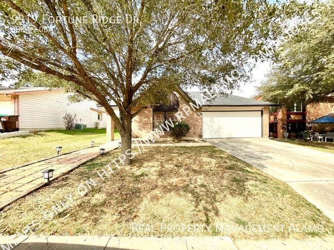 9919 Fortune Ridge Dr in Converse, TX - Building Photo - Building Photo