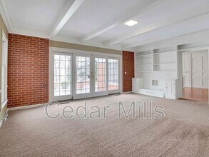 8200 E Tipperary St in Wichita, KS - Building Photo - Building Photo