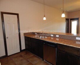 2314 Starwood Wy in Yukon, OK - Building Photo - Building Photo