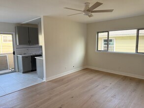 1533 Princeton St, Unit #6 in Santa Monica, CA - Building Photo - Building Photo