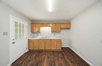 435 Avondale Ave, Unit 435 in San Antonio, TX - Building Photo - Building Photo