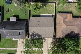 4119 Donna Lynn Dr in Houston, TX - Foto de edificio - Building Photo