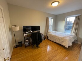 4 Farrington Ave, Unit 1 Apartamentos