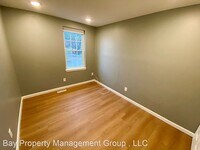 718 N Eden St photo'