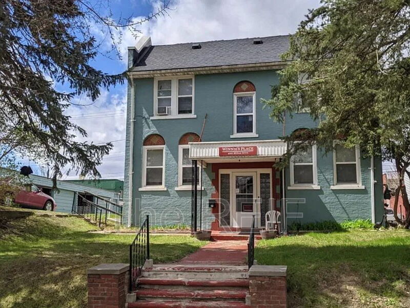 4010 Milton Dr in Flint, MI - Building Photo