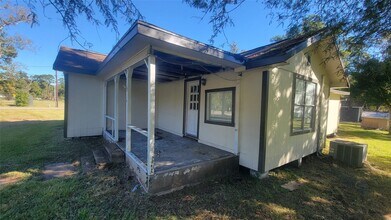 2960 Call St in Vidor, TX - Building Photo - Building Photo