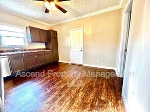 106 W Oak St in Rossville, GA - Building Photo - Building Photo