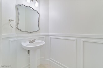 20634 Larino Loop in Estero, FL - Foto de edificio - Building Photo