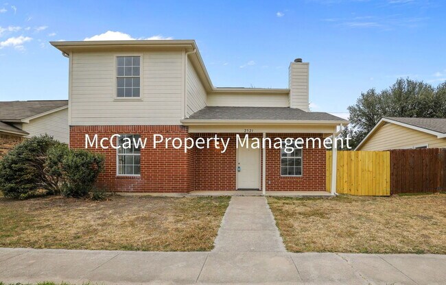 2521 Markland St in Irving, TX - Building Photo - Building Photo